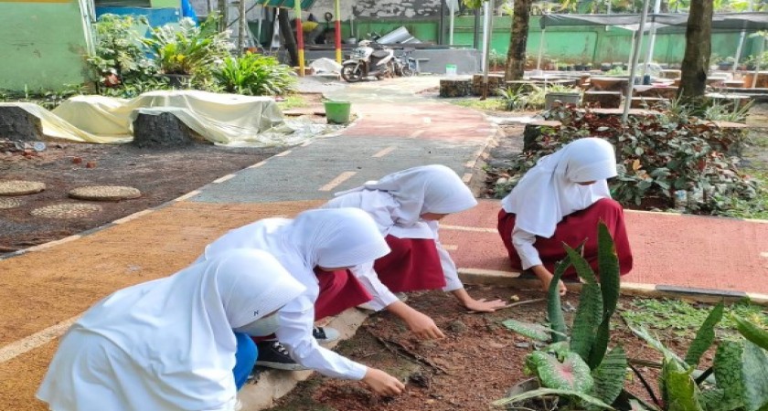Piket Pokja Pertamanan 22 Mei 2023